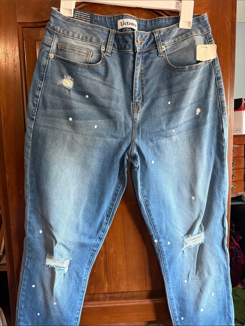 Lictznee Light Wash Distressed Paint-Splatter Jeans